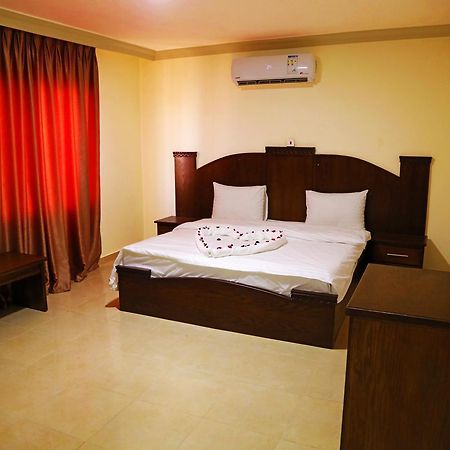 Jordan Flower Hotel Akaba Buitenkant foto